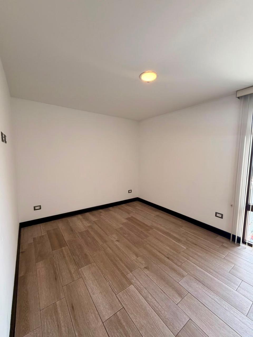 Apartamento en Edificio Tres 15, Zona 13 - 2 habitaciones Ref-5985 - Miniatura 8