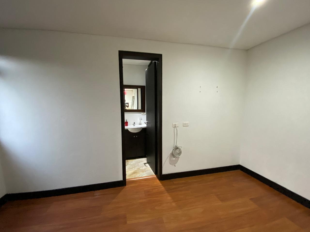 Miniatura 10