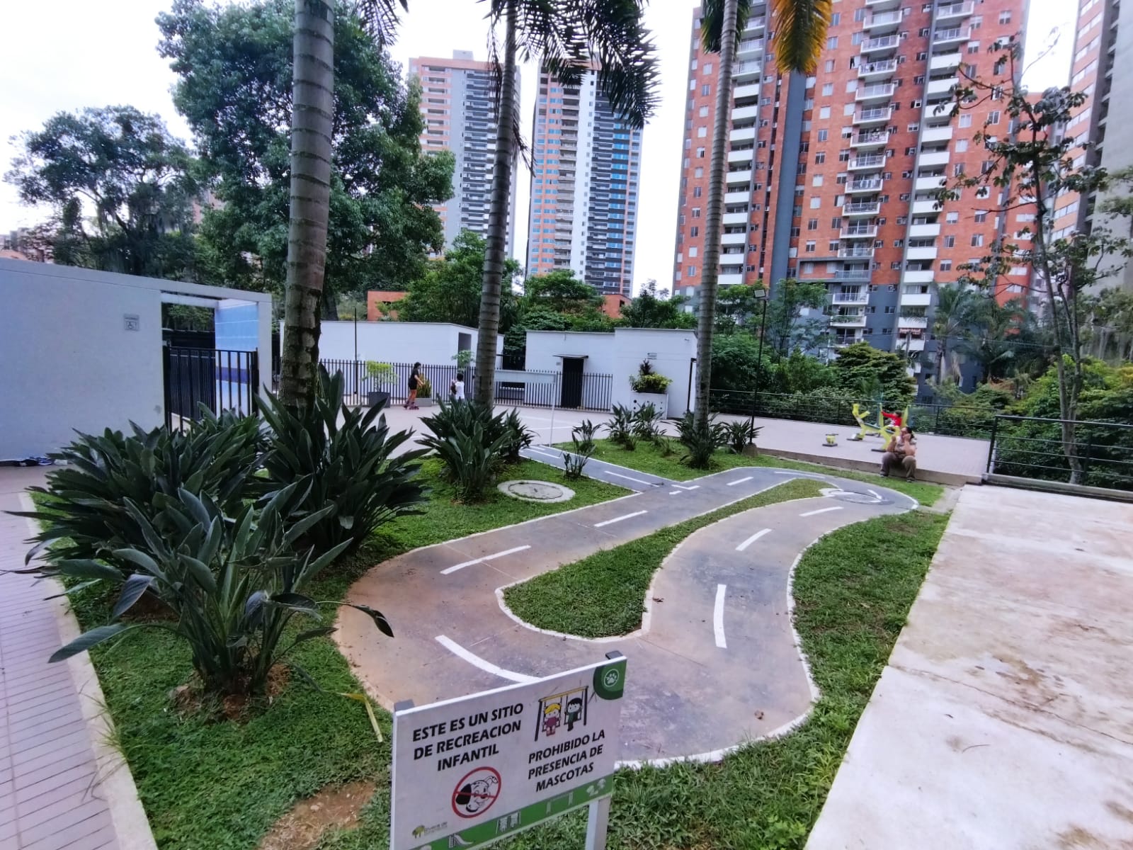 Miniatura 27