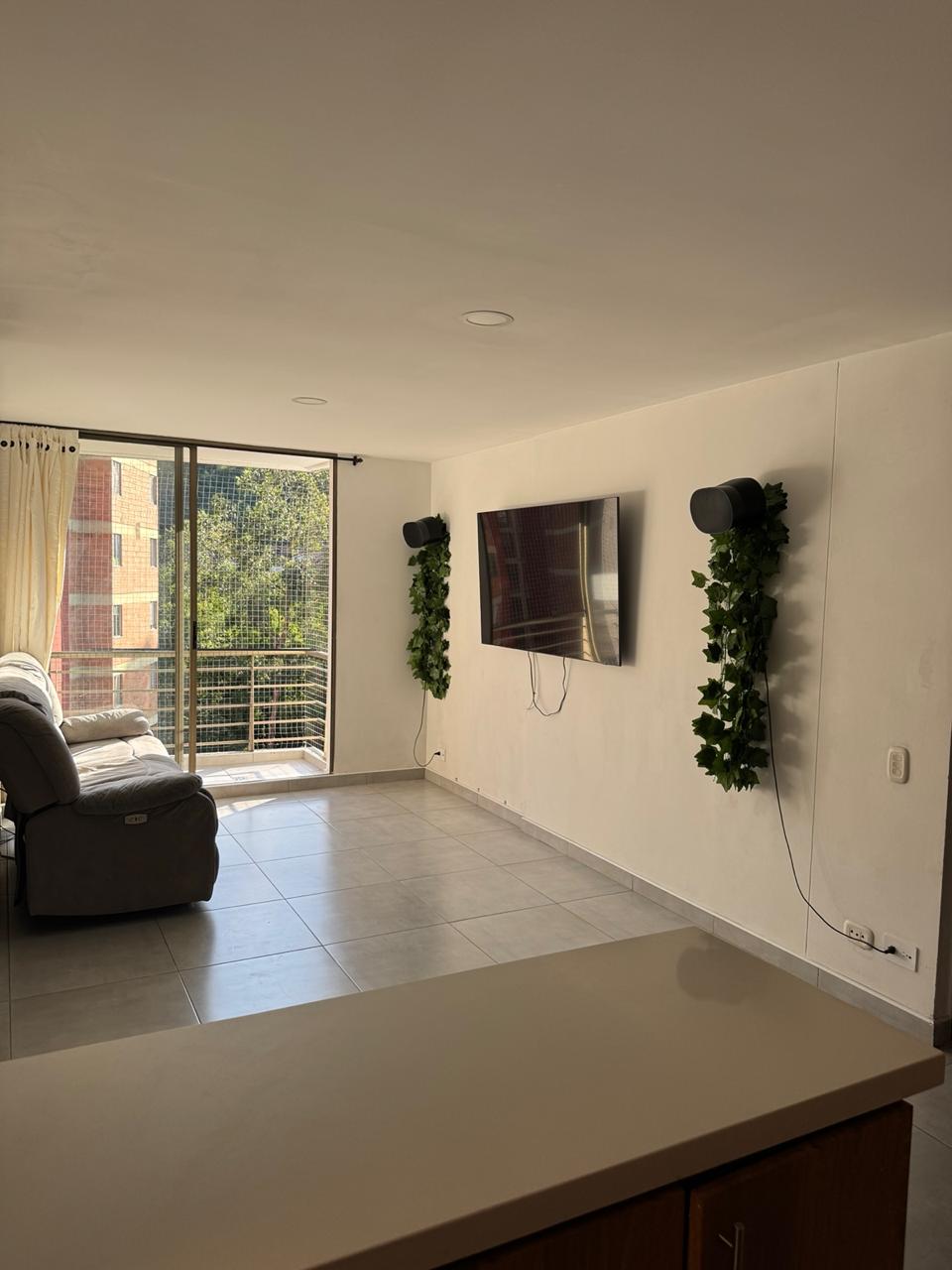 Venta de apartamento en Envigado Camino Verde remodelado