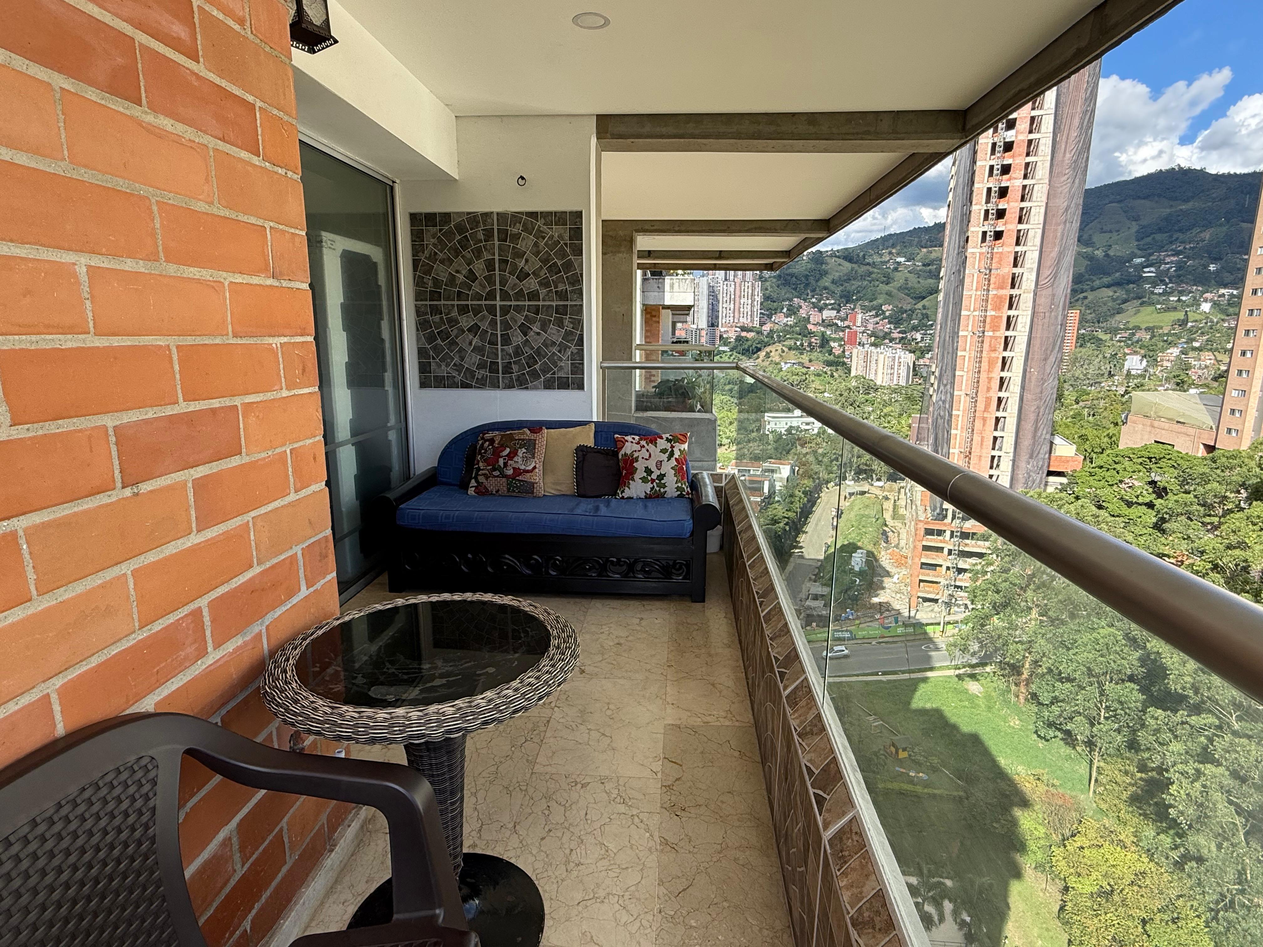 Apartamento en venta san jose parte baja sabaneta