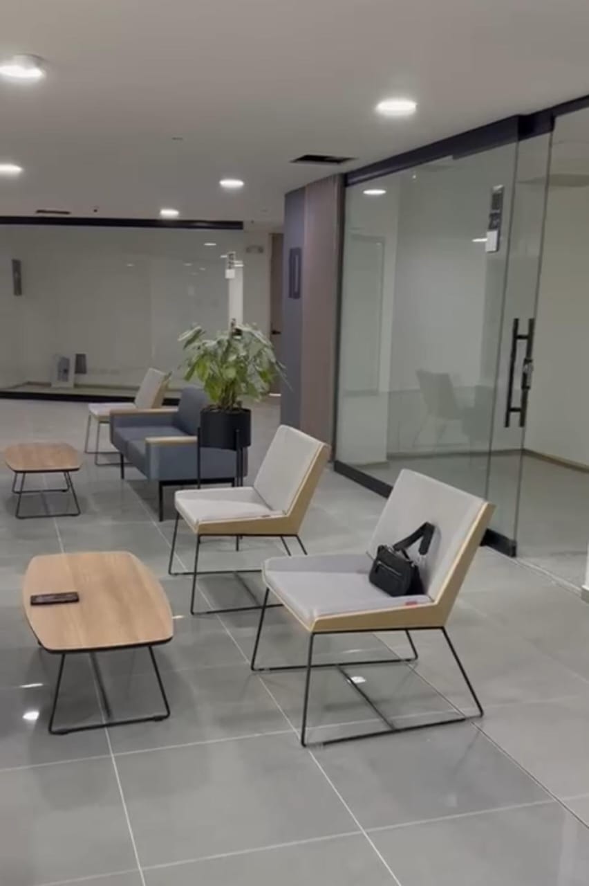 Consultorio en arriendo en San Diego - El Poblado