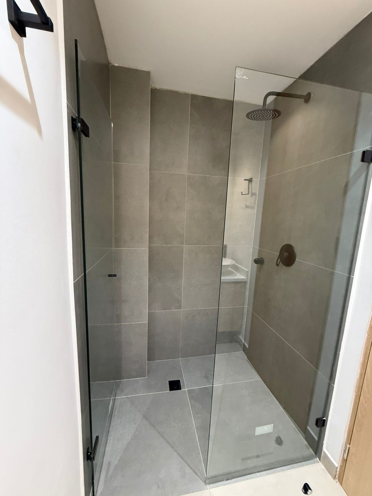 Venta de penthouse dúplex en Conquistadores remodelado