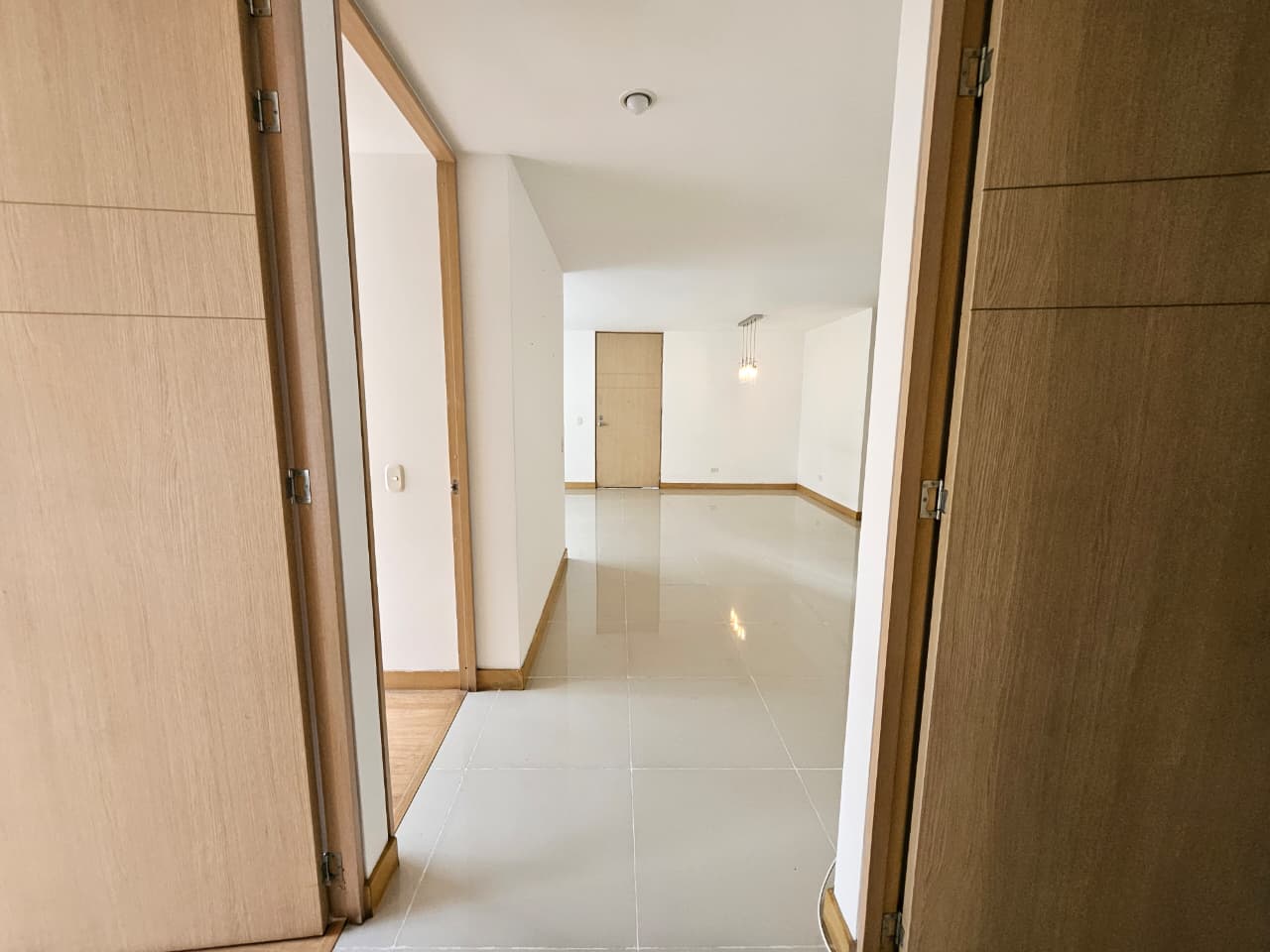 APARTAMENTO EN ARRIENDO CAMINO VERDE ENVIGADO