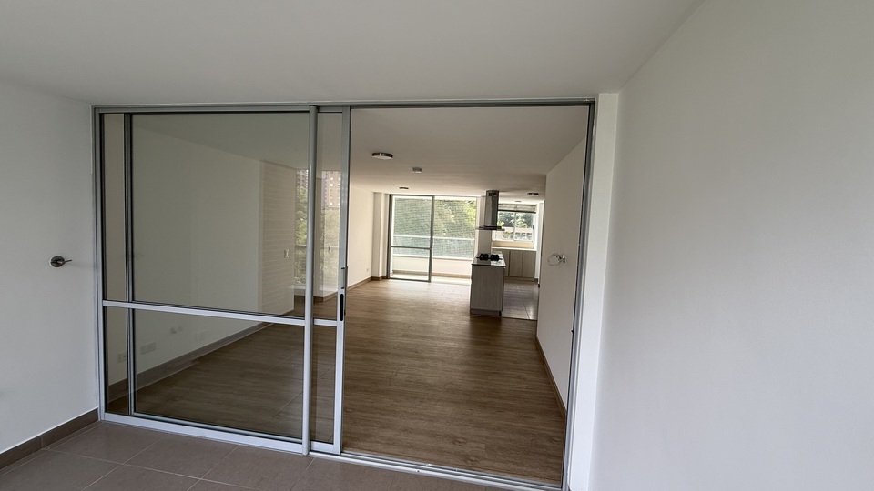 Apartamento para venta en envigado  loma del chocho