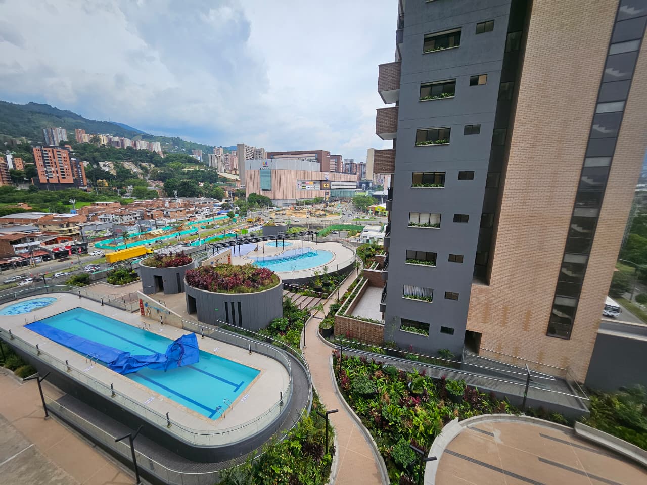 Apartamento para estrenar en arriendo en Envigado