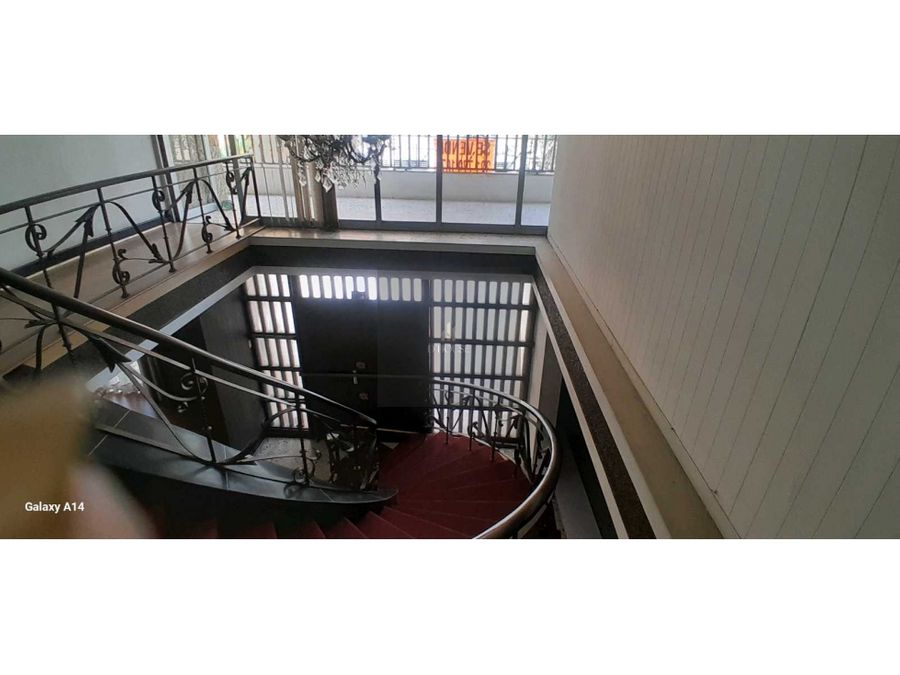 Casa lote para venta en Medellin Laureles