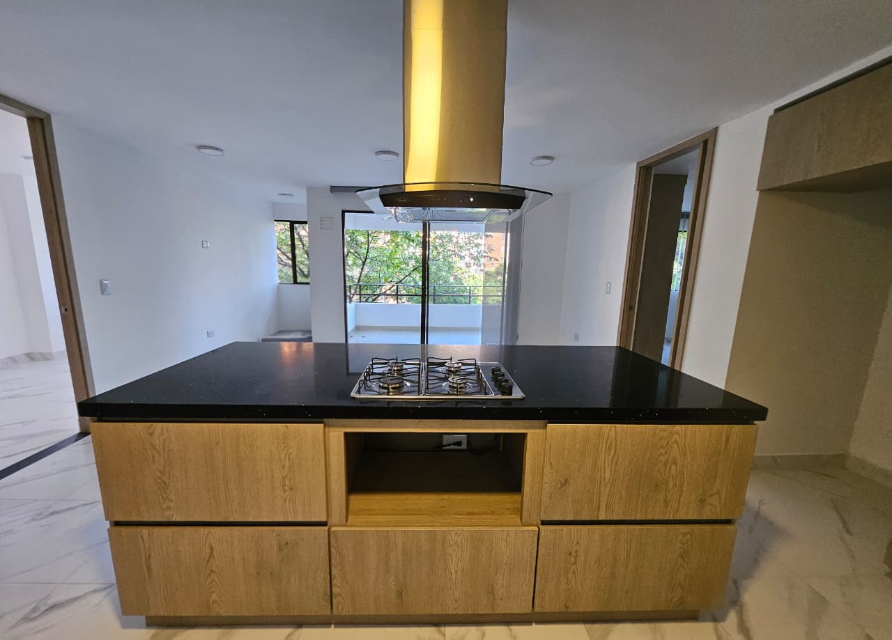 Apartamento en arriendo en Las Palmas Poblado