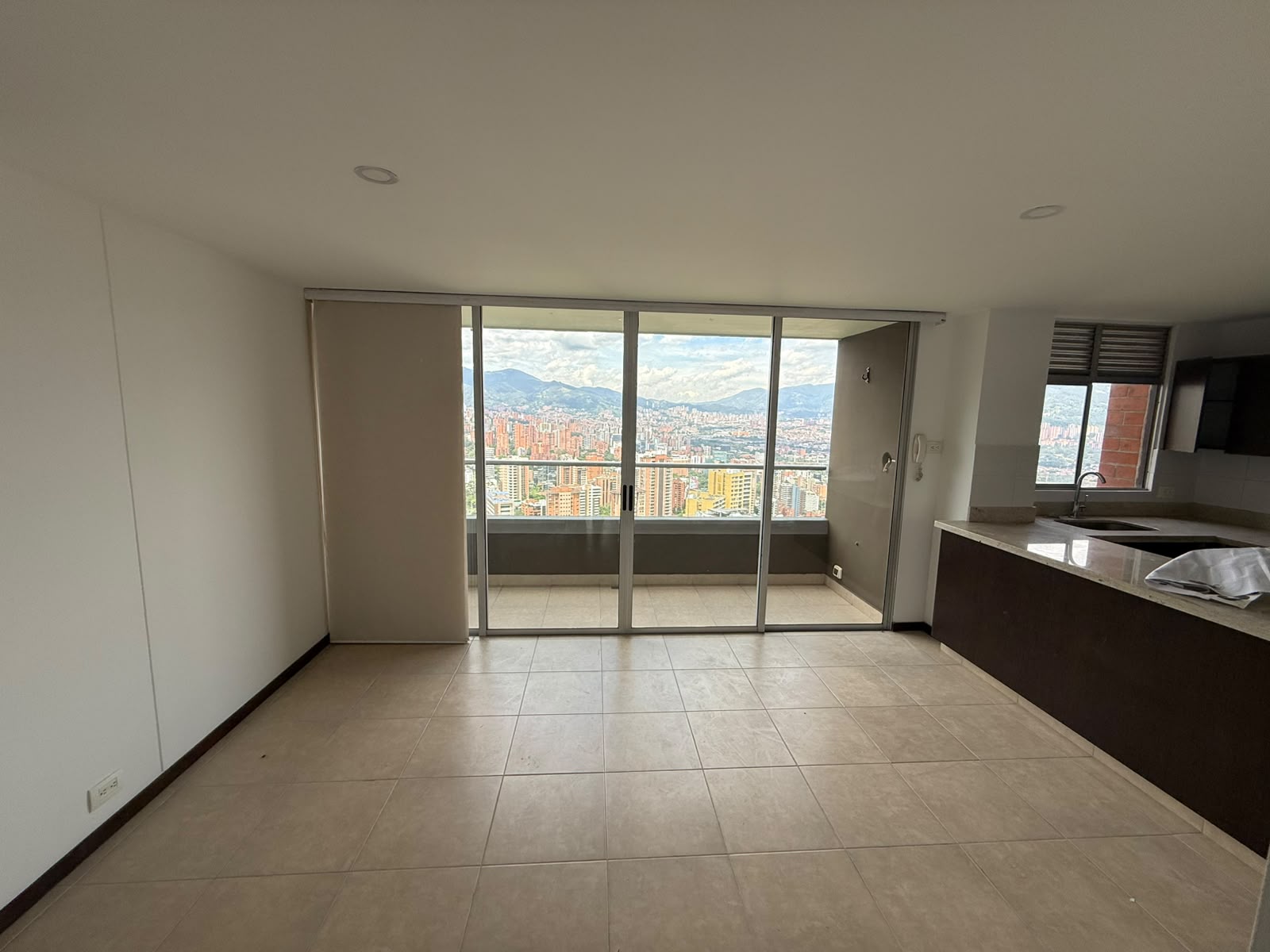 Apartamento para arriendo en Las Palmas Medellín