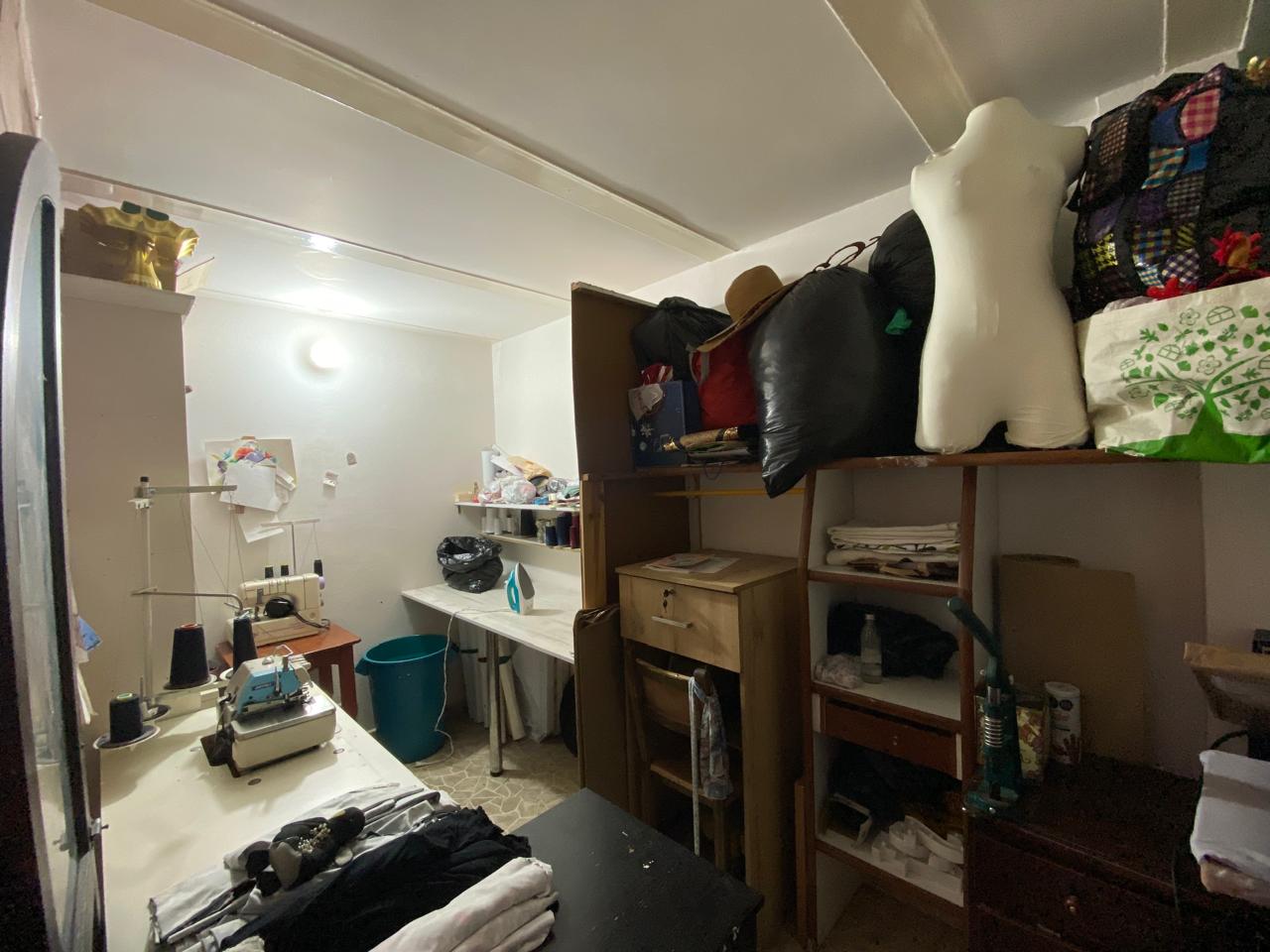 Casa de 2 niveles en venta en Envigado, El Dorado.