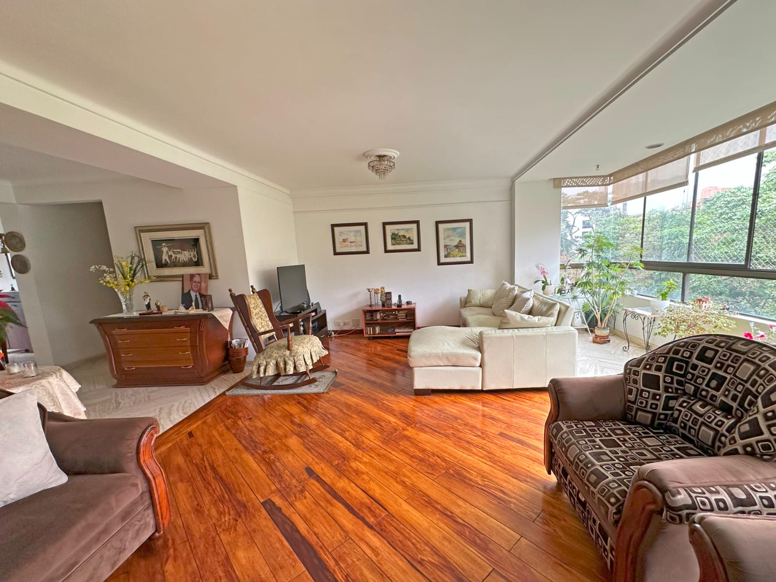 Apartamento para la venta en el poblado