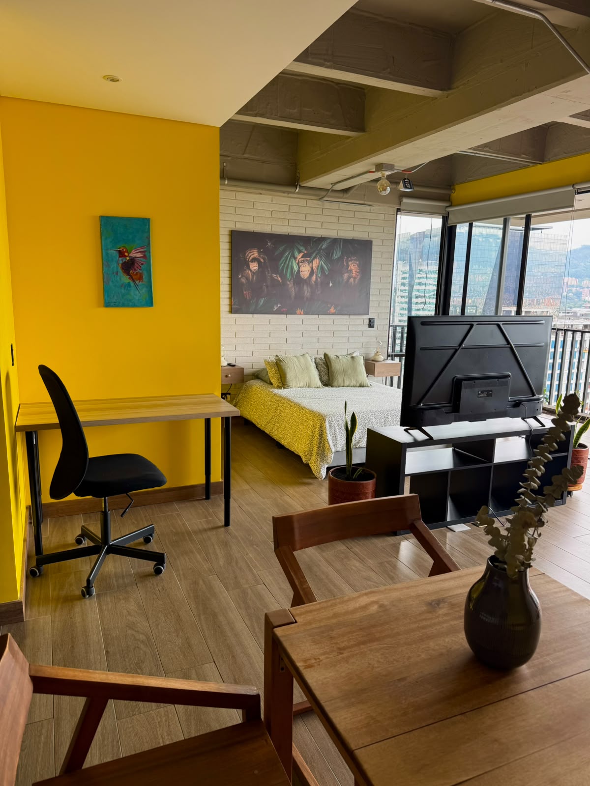 Apartaestudio amoblado para arriendo en Ciudad del Río El Poblado