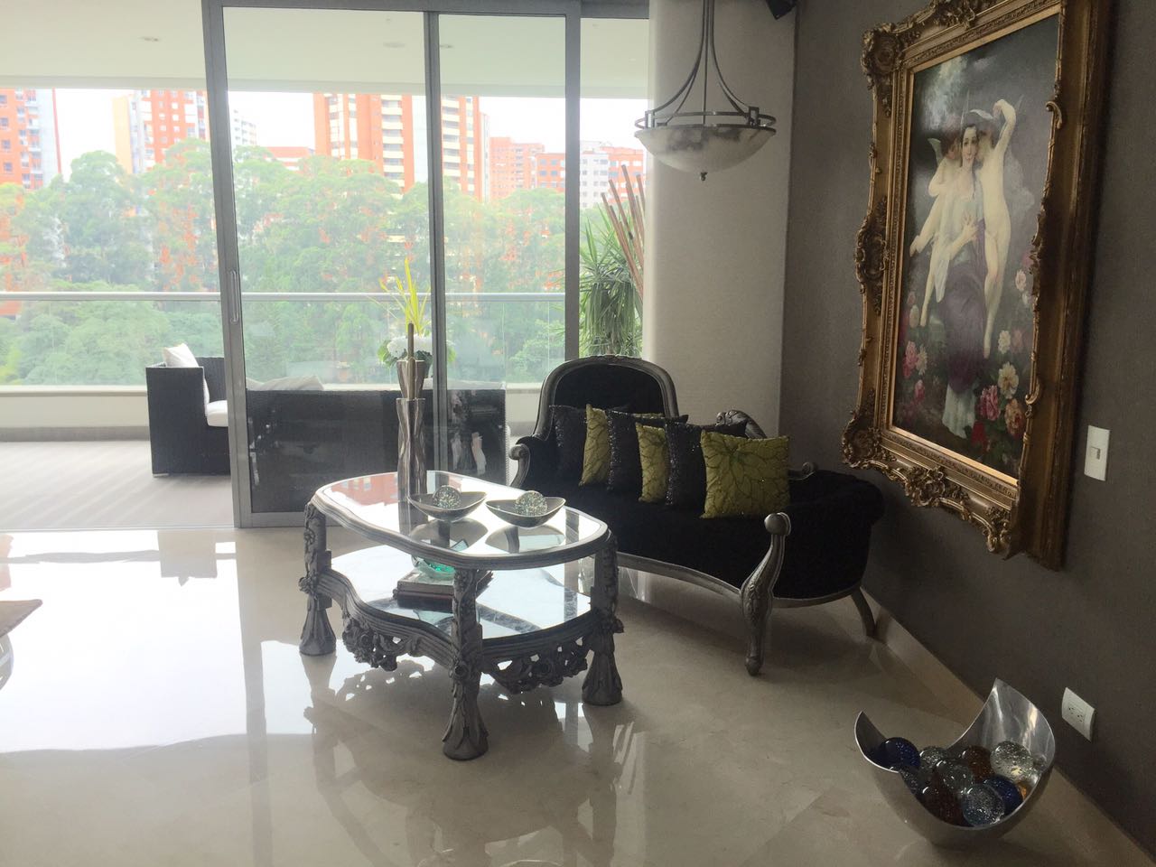 Apartamento para la venta en milla de Oro el poblado