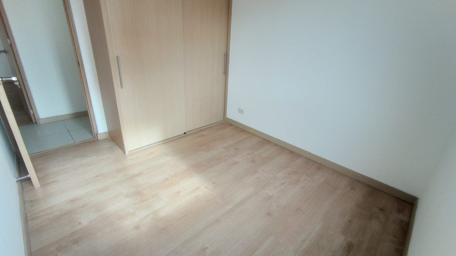 APARTAMENTO  PARA VENTA EN SABANETA ANTIOQUIA, (RENTANDO)