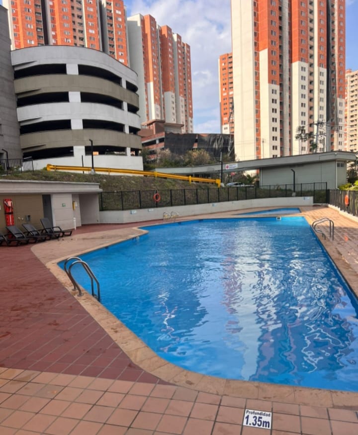 Apartamento en venta en Robledo Pajarito Sector Las Lunas