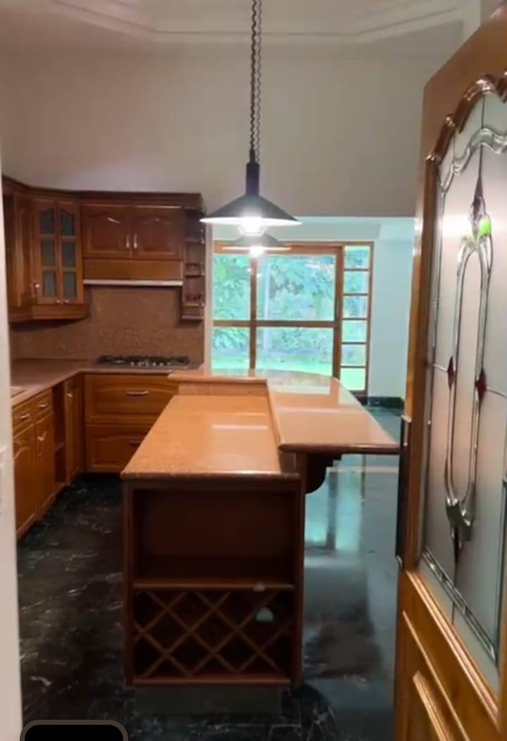 Casa en Venta La Calera El Poblado Medellin