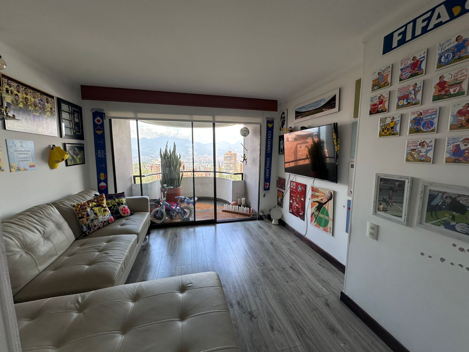 VENDO APARTAMENTO (BAJO DE PRECIO) EL POBLADO MEDELLIN