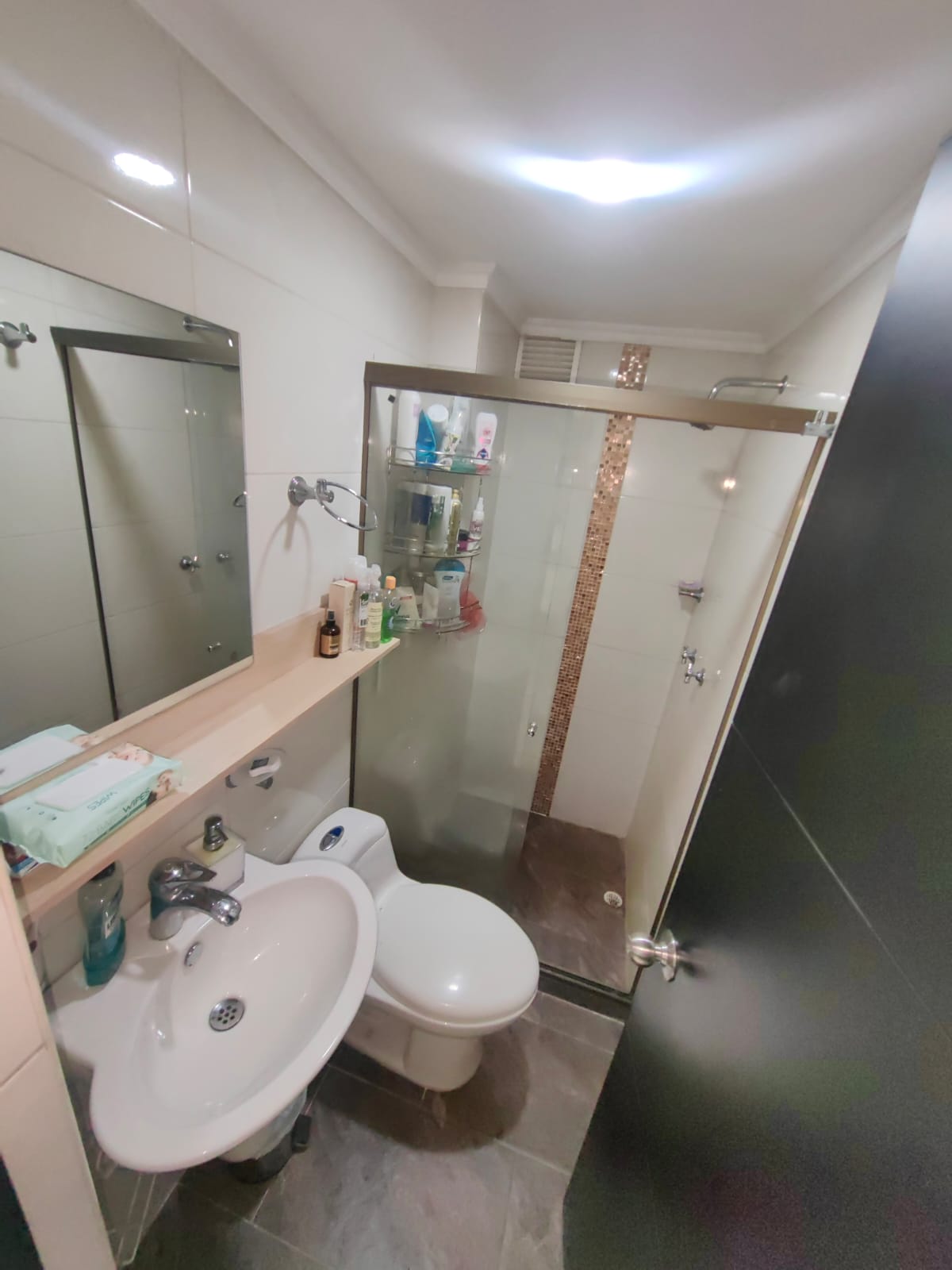 APRTAMENTO PRA VENTA, RODEO NORTE, GUAYABAL, CERCA OLAYA HERRERA