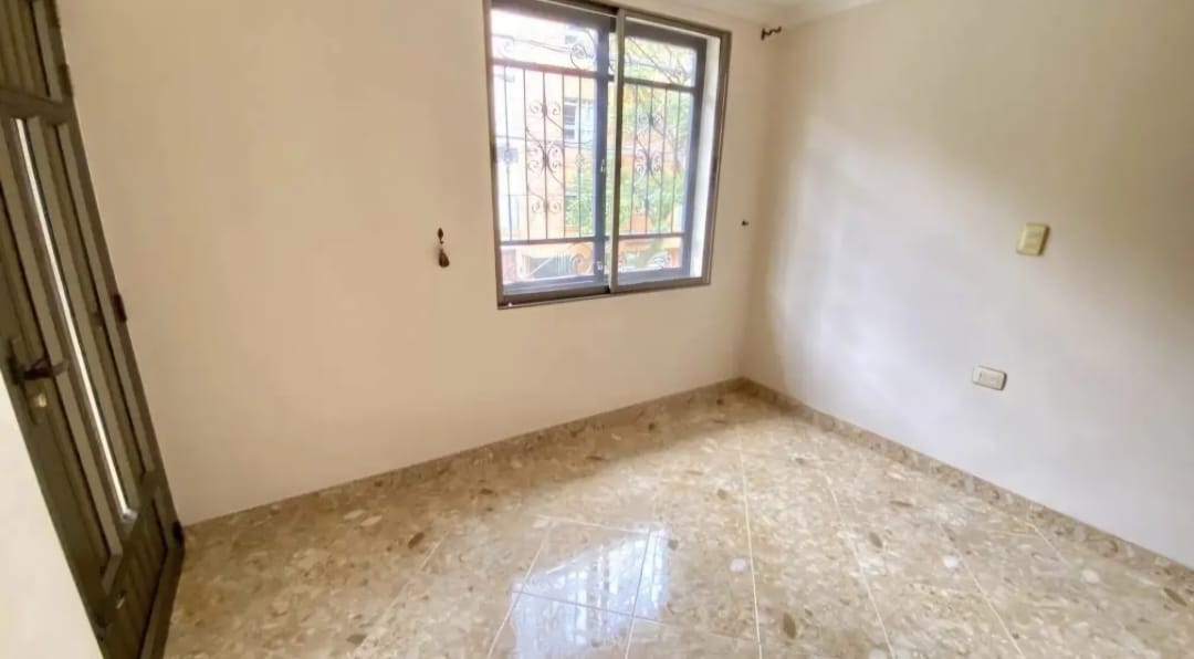 Apartamento en venta en sector Los Pinos - La América - Medellín