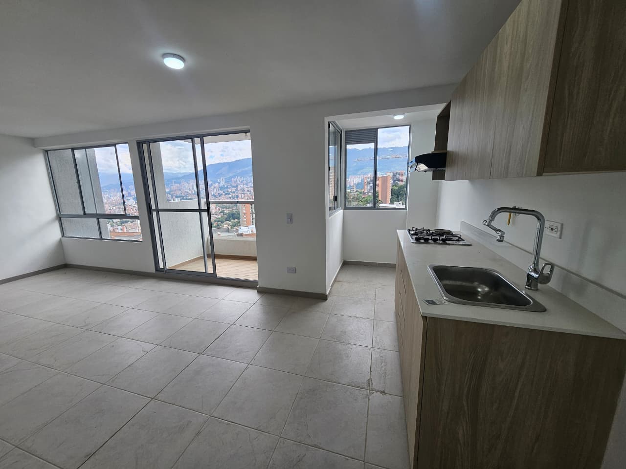 Apartamento para estrenar en venta en La Cuenca Envigado