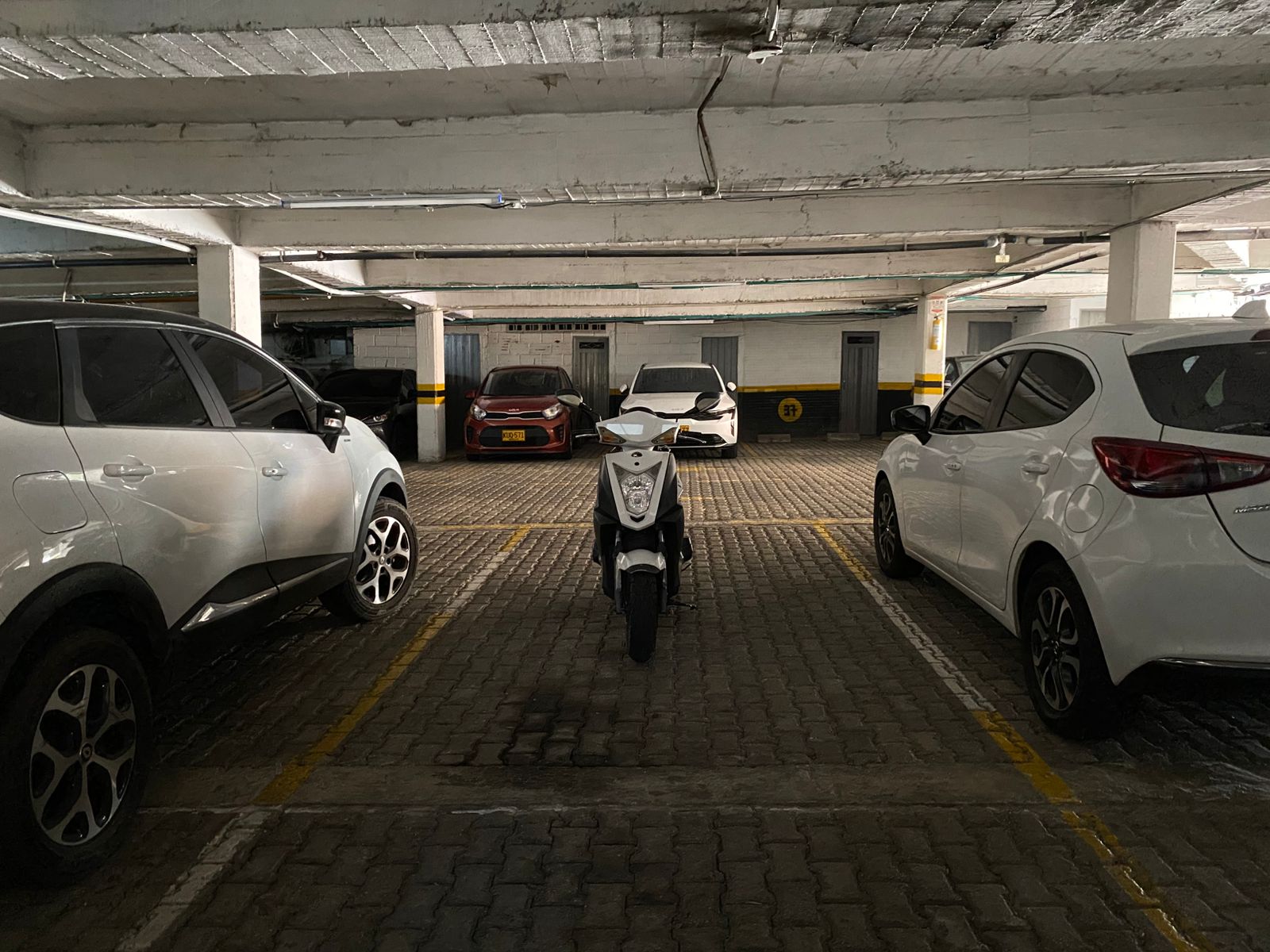 Casa para venta en Medellín belén  la mota