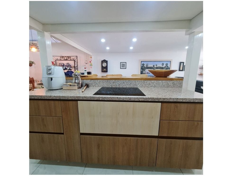 Casa para la venta en La Mota Medellin