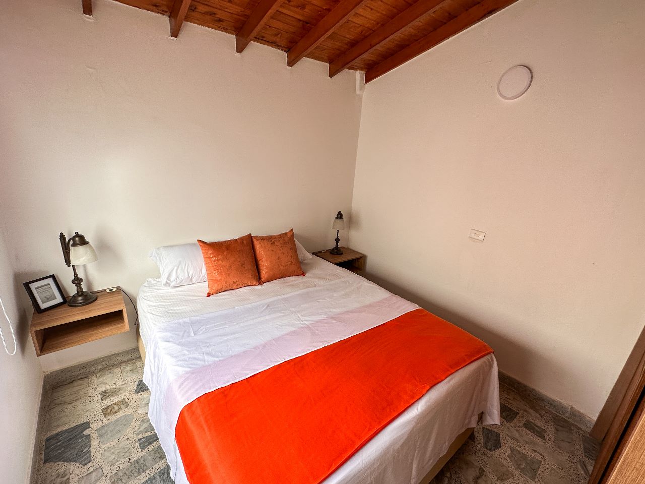Casa amoblada para arriendo en Belén Fatima