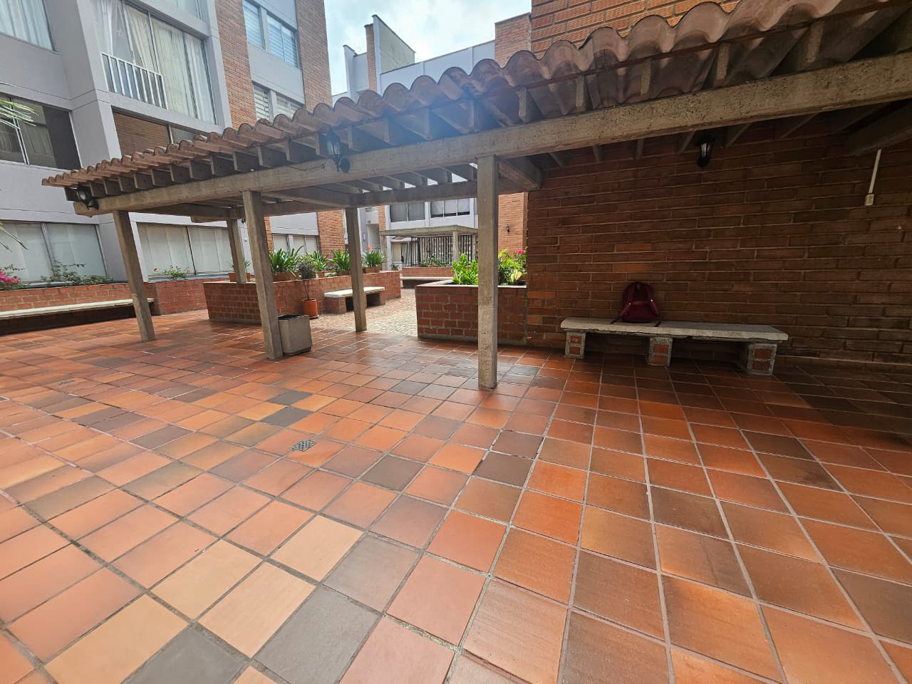 Apartaestudio amoblado para arriendo en Laureles Medellín