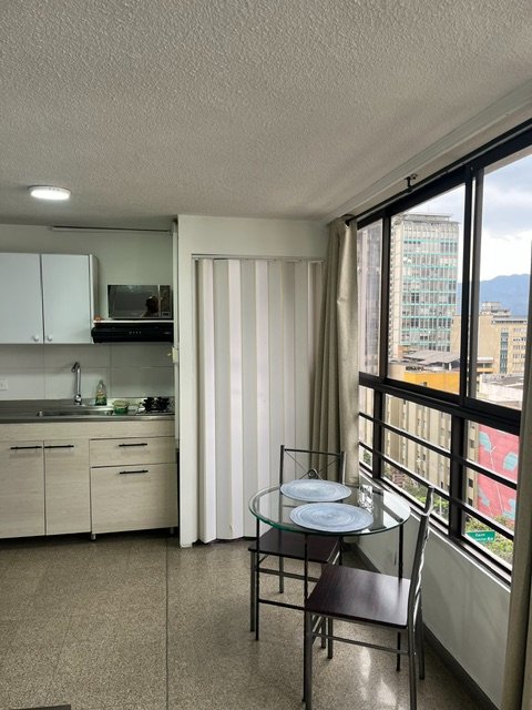Apartaestudio amoblado para arriendo en El Centro Medellín