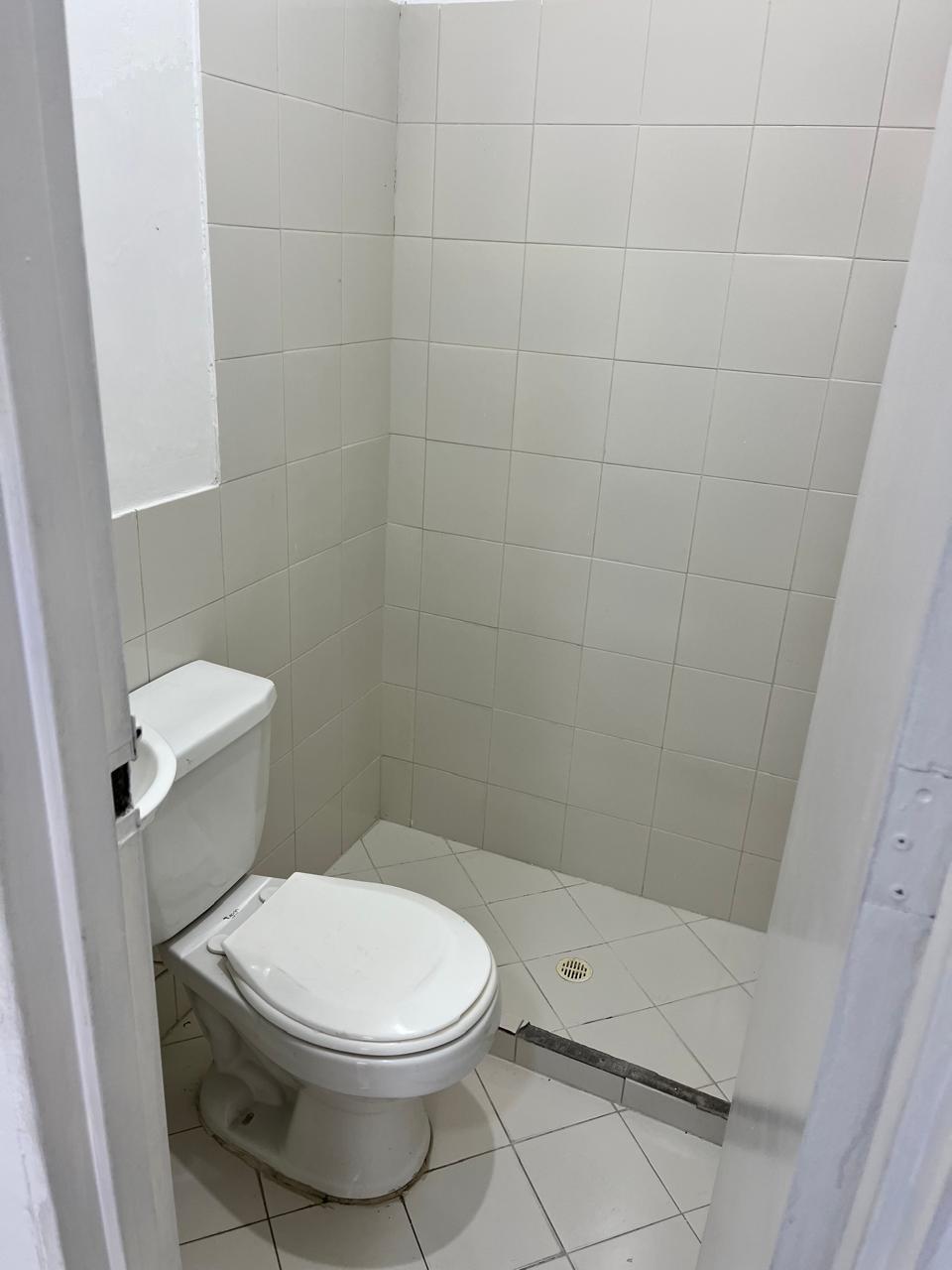 Casa comercial para arriendo en laureles Medellín