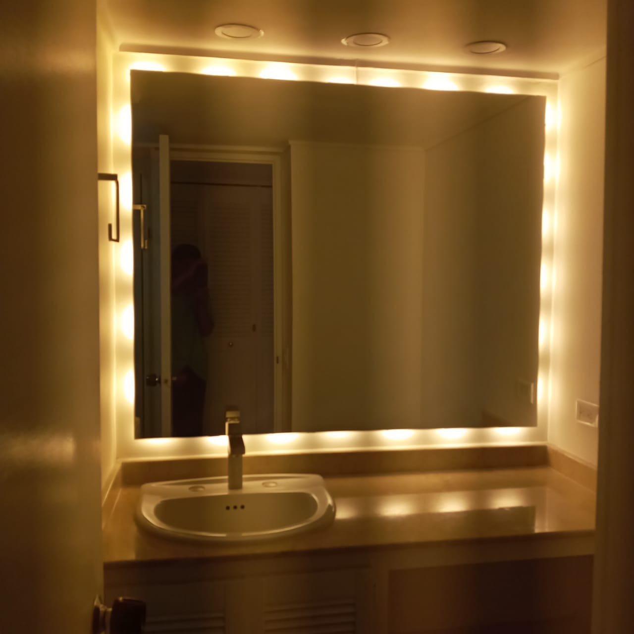 Apartamento para arriendo en El Poblado Loma de Los Parra