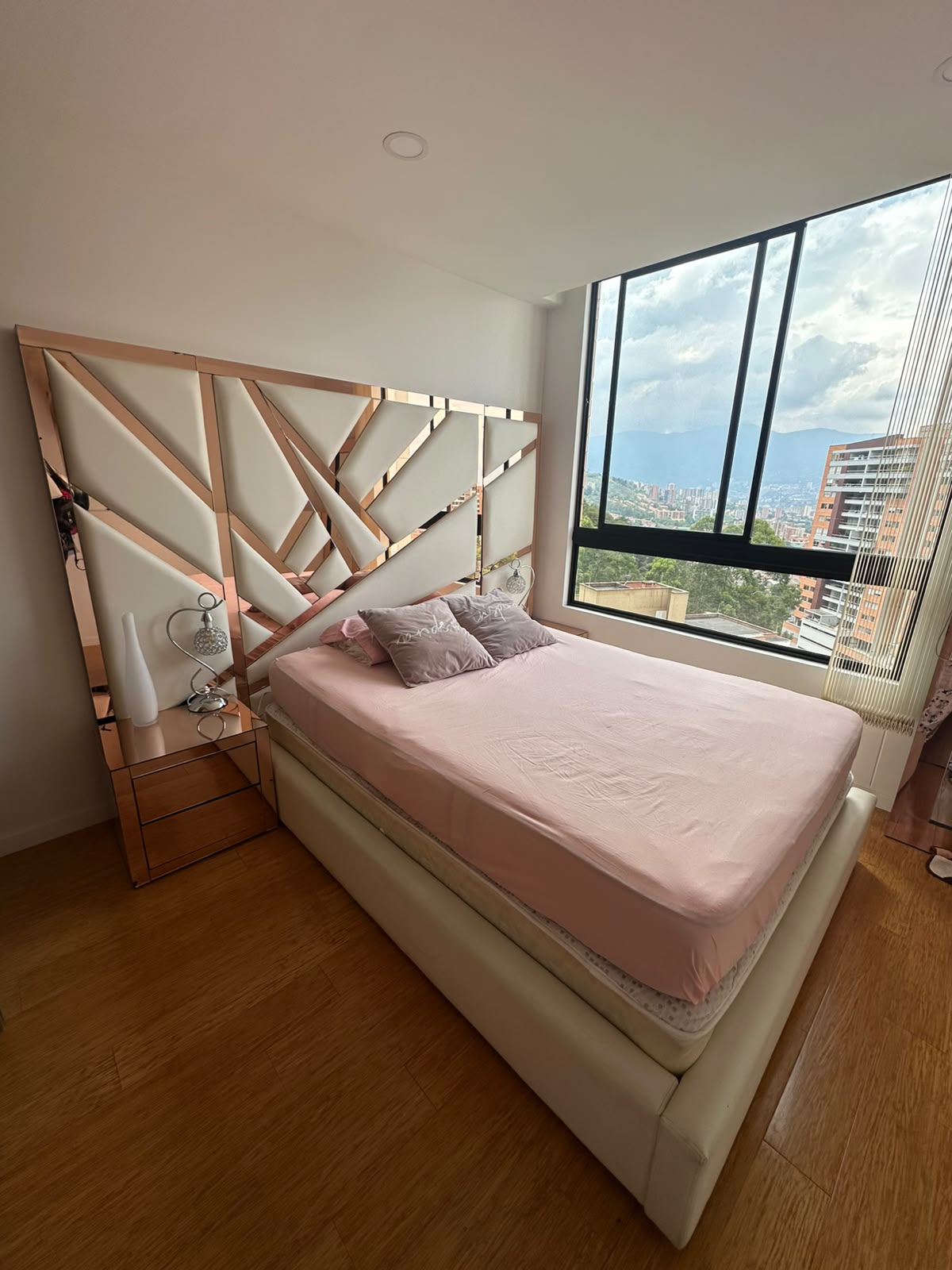 Apartamento amoblado en La Loma de las Brujas Envigado