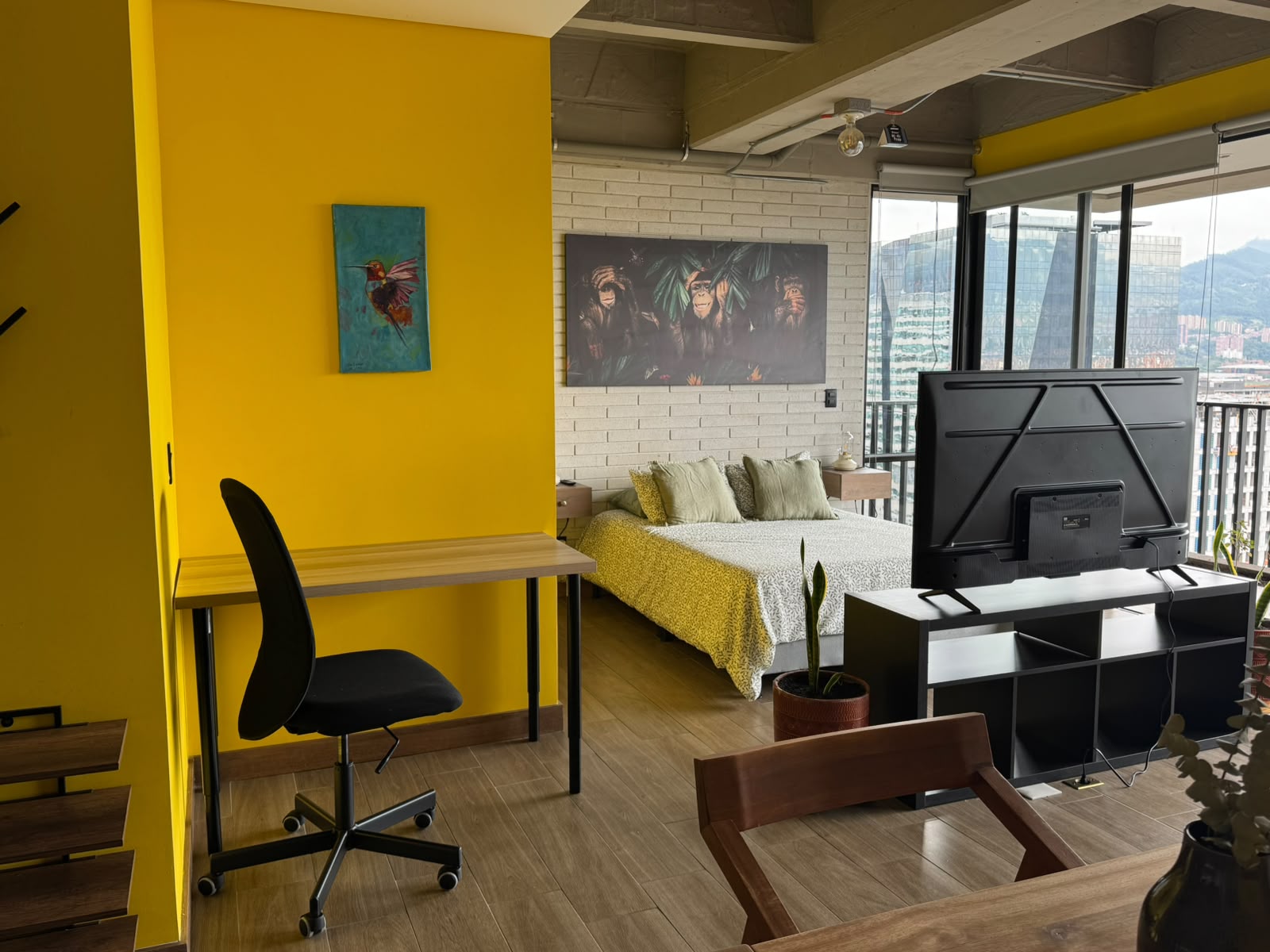 Apartaestudio amoblado para arriendo en Ciudad del Río El Poblado