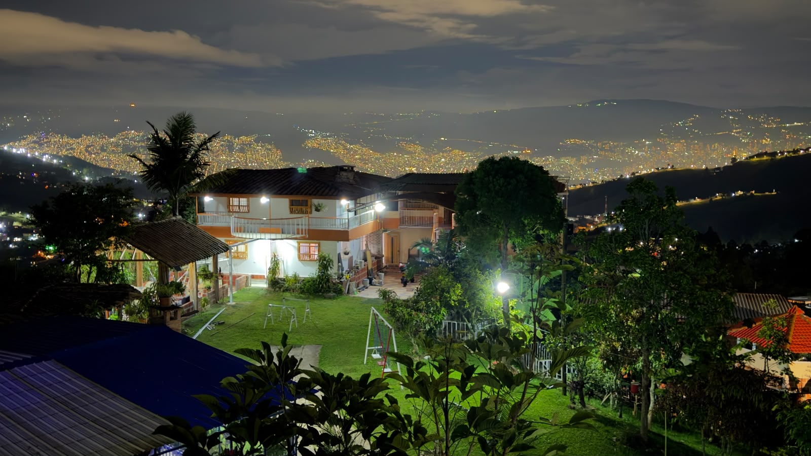 Hostal  o finca de recreo en arriendo San Cristobal tunel de Occidente
