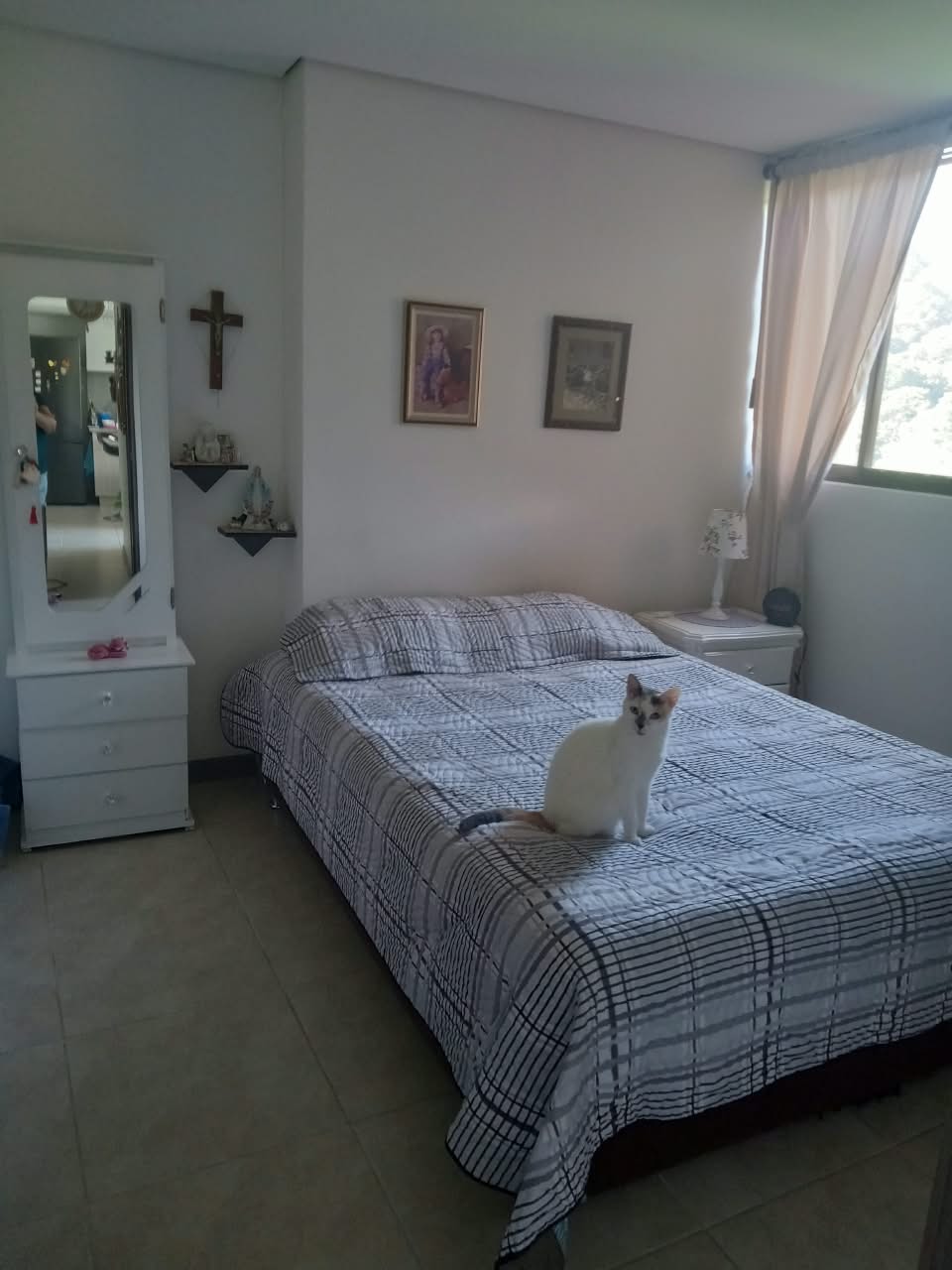 Apartamento para venta en Rodeo Alto Medellin-bien ubicado