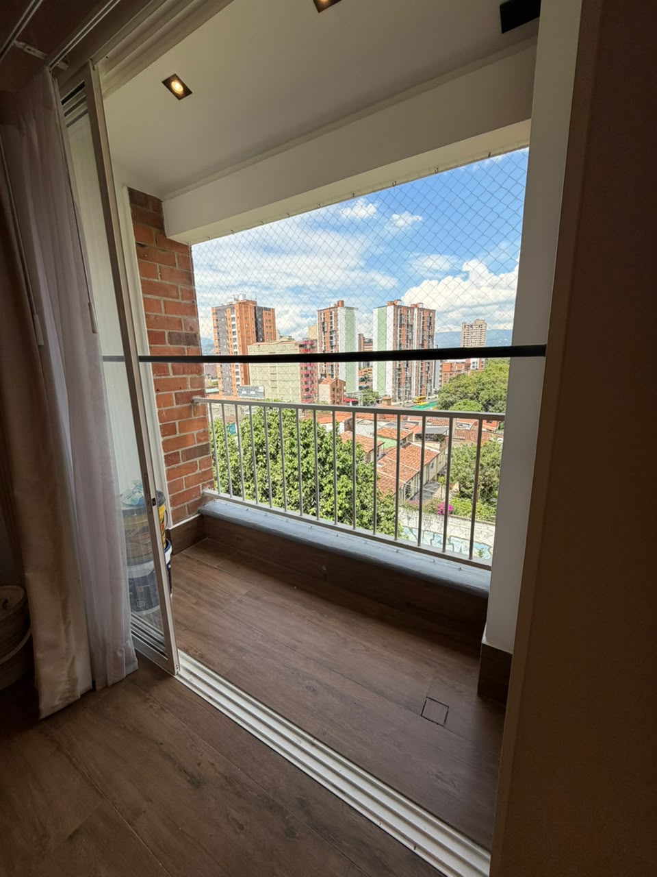 Apartamento en venta en sabaneta en la florida parte plana