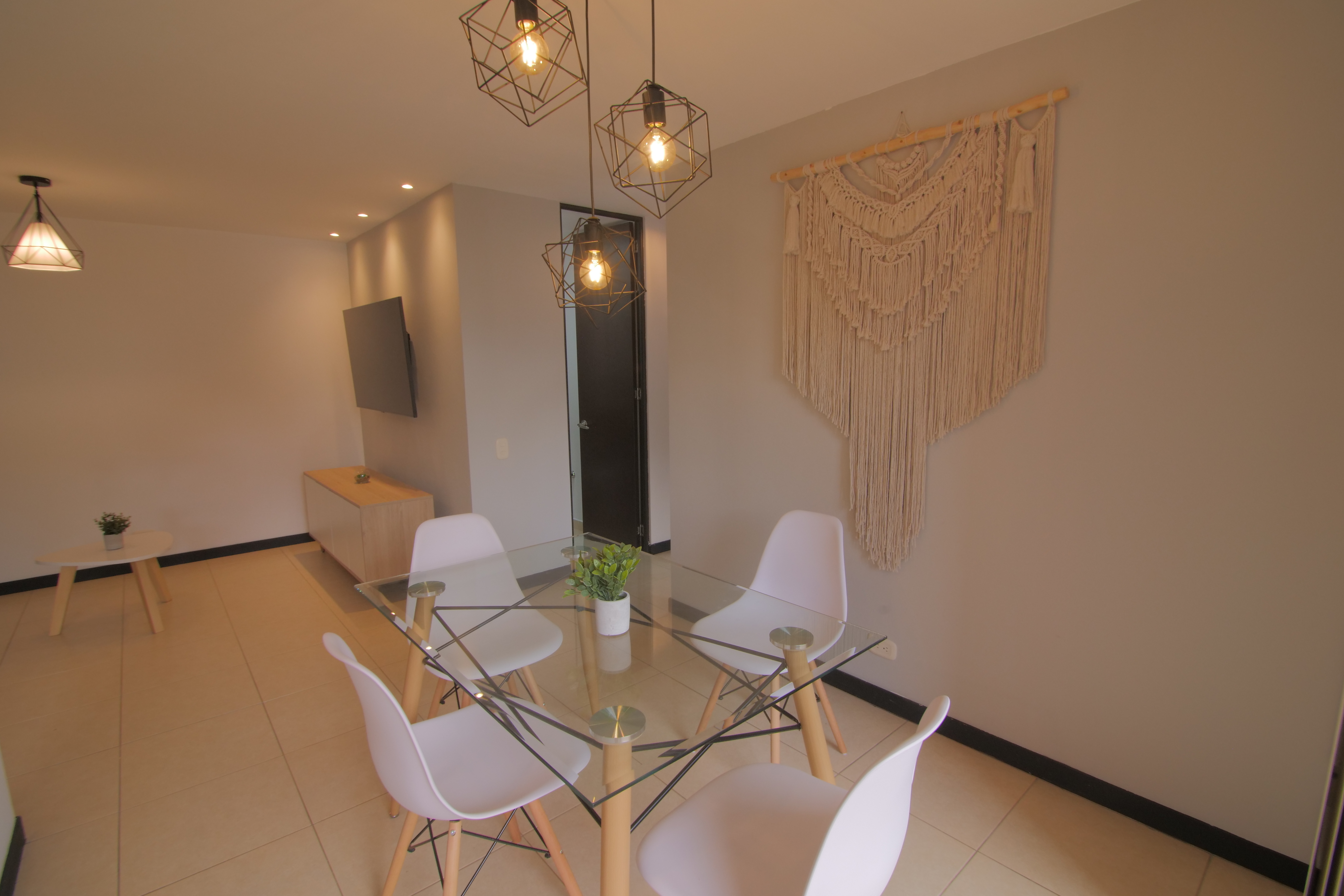 Apartamento para arriendo en la Loma del Indio El Poblado