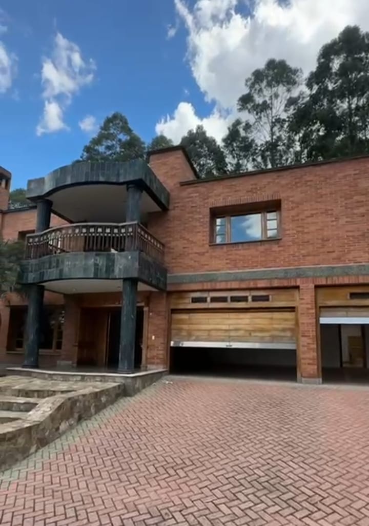 Casa en Venta La Calera El Poblado Medellin
