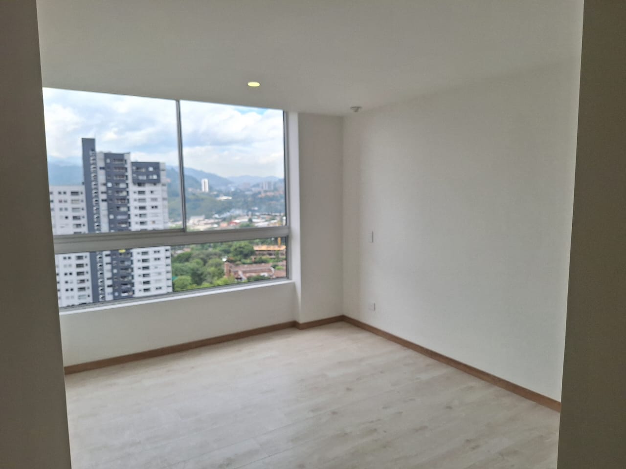 Venta de apartamento en La Estrella Suramérica para estrenar