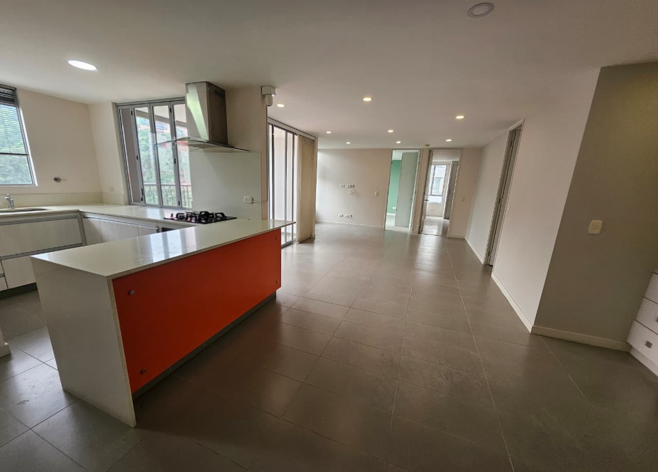 Apartamento para arriendo en Las Palmas El Poblado