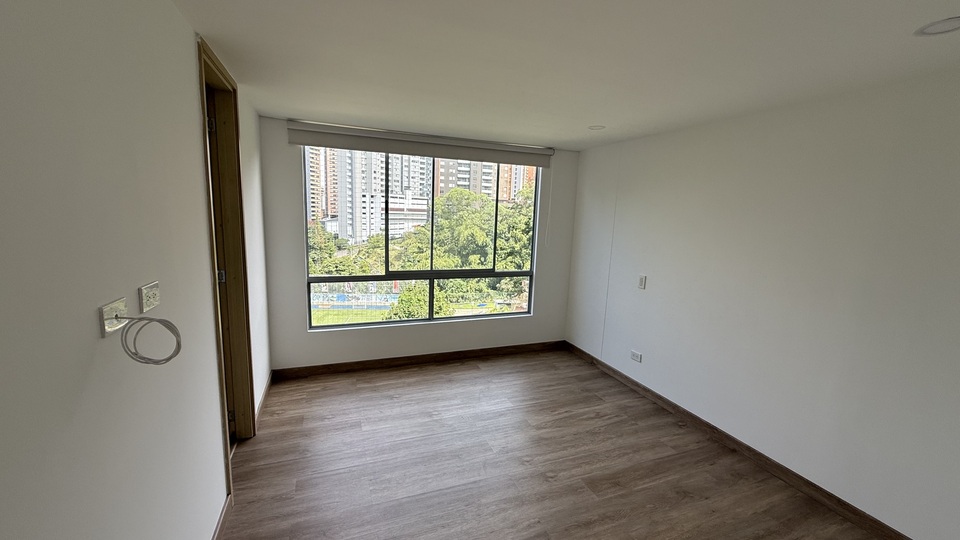 Apartamento para venta en envigado  loma del chocho