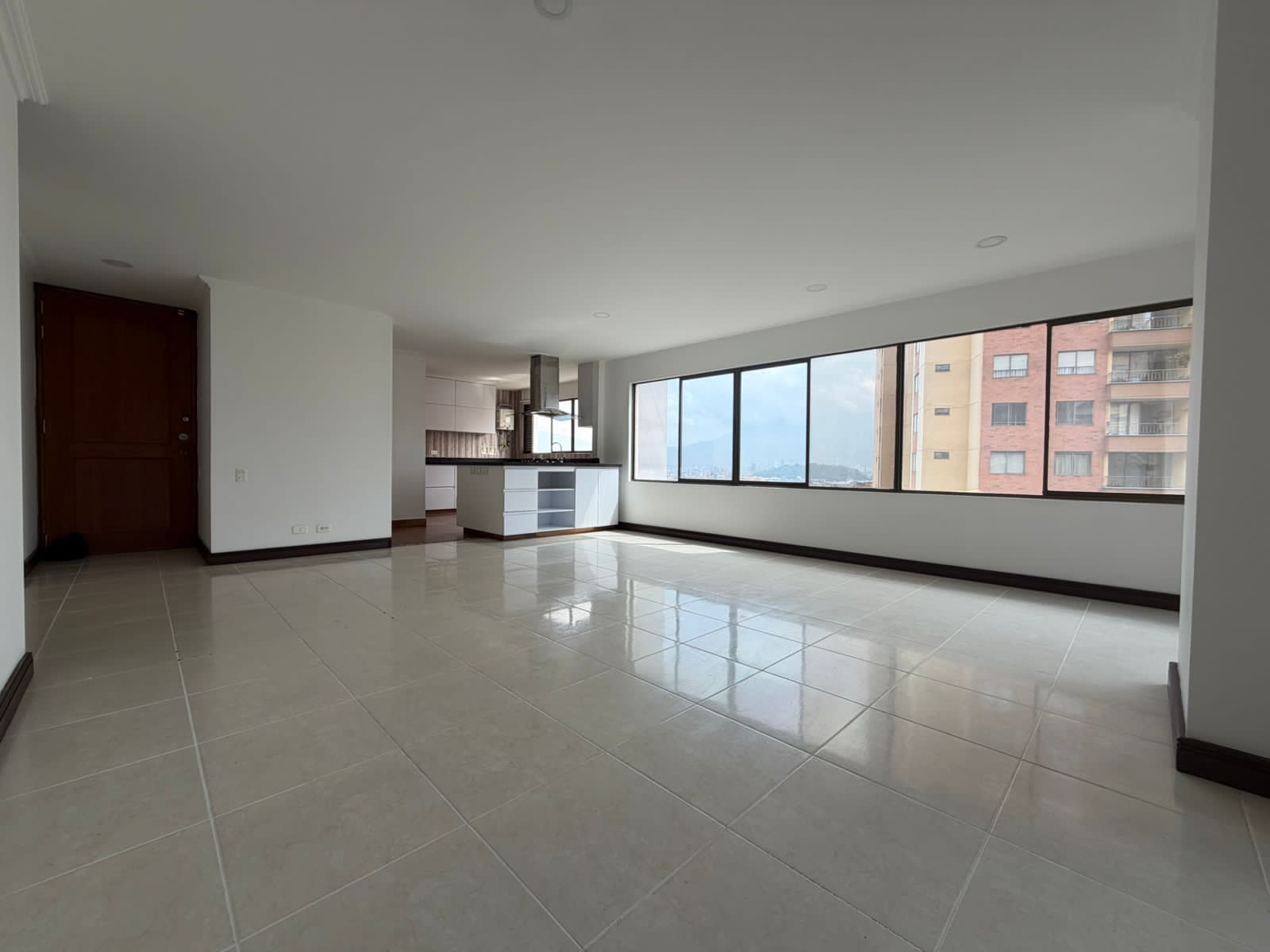 APARTAMENTO EN VENTA LOS BERNAL