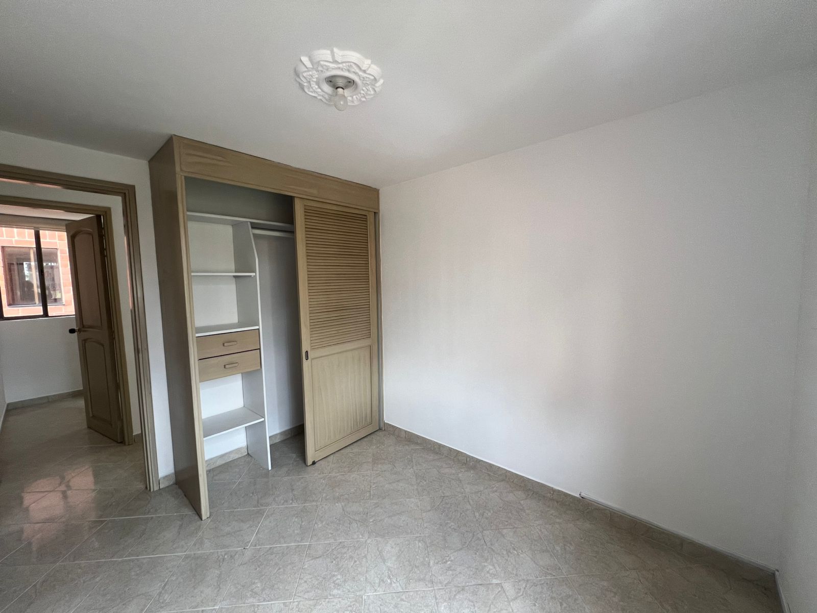Apartamento en venta Medellín  Loma de los Bernal