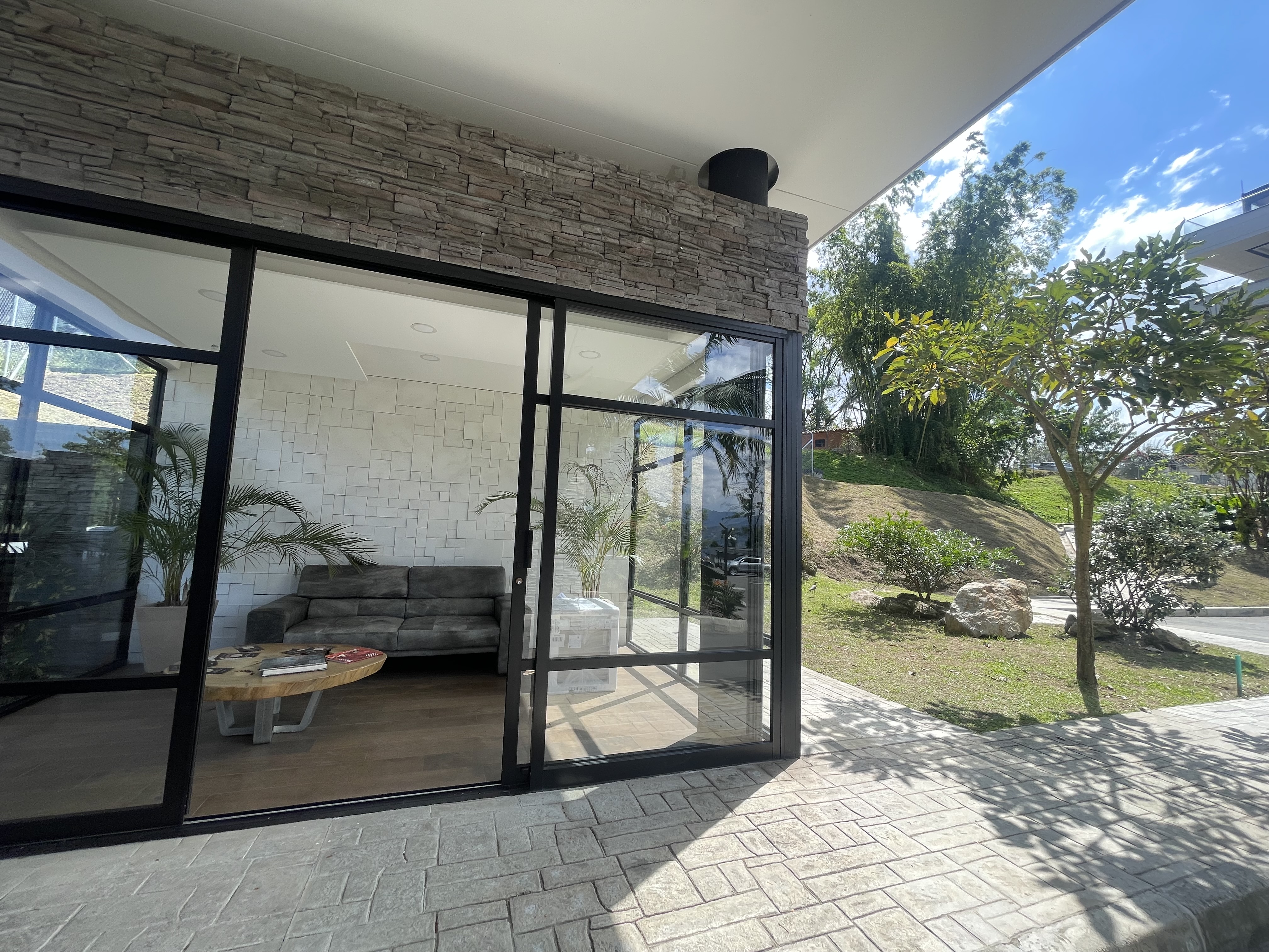 Apartamento para la venta en Envigado sector El Escober0