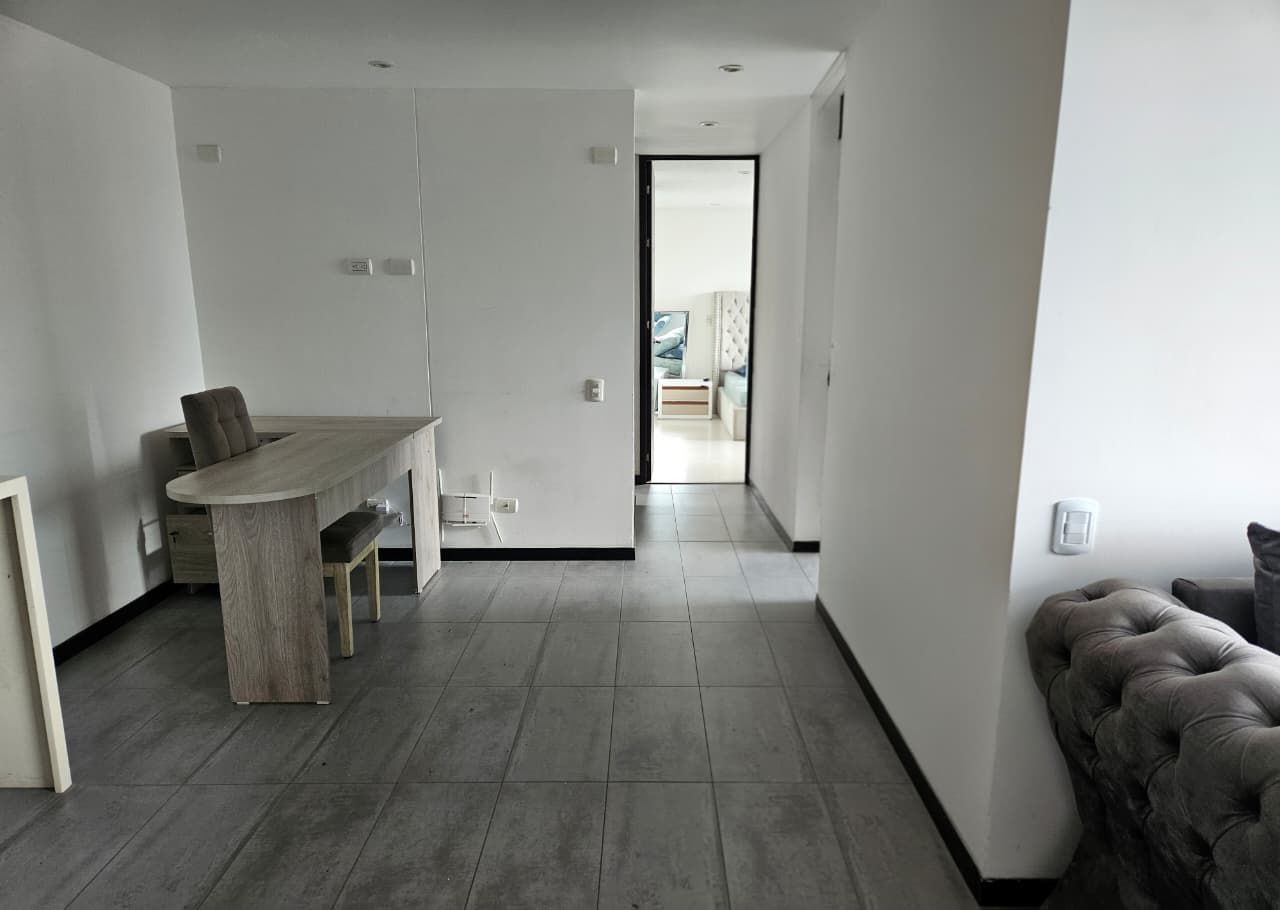 Apartamento amoblado en arriendo en La Loma del Esmeraldal Envigado