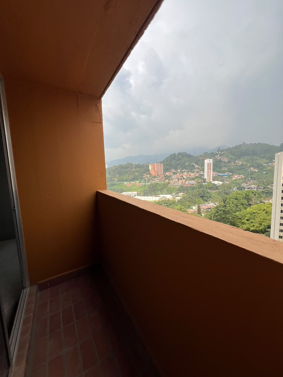 Apartamento en venta Pueblo Viejo La Estrella – 50 m² obra gris