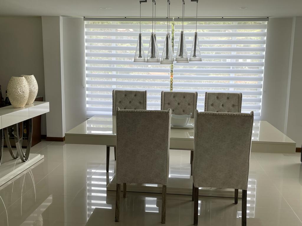 Casa en venta en Loma del Escobero Envigado