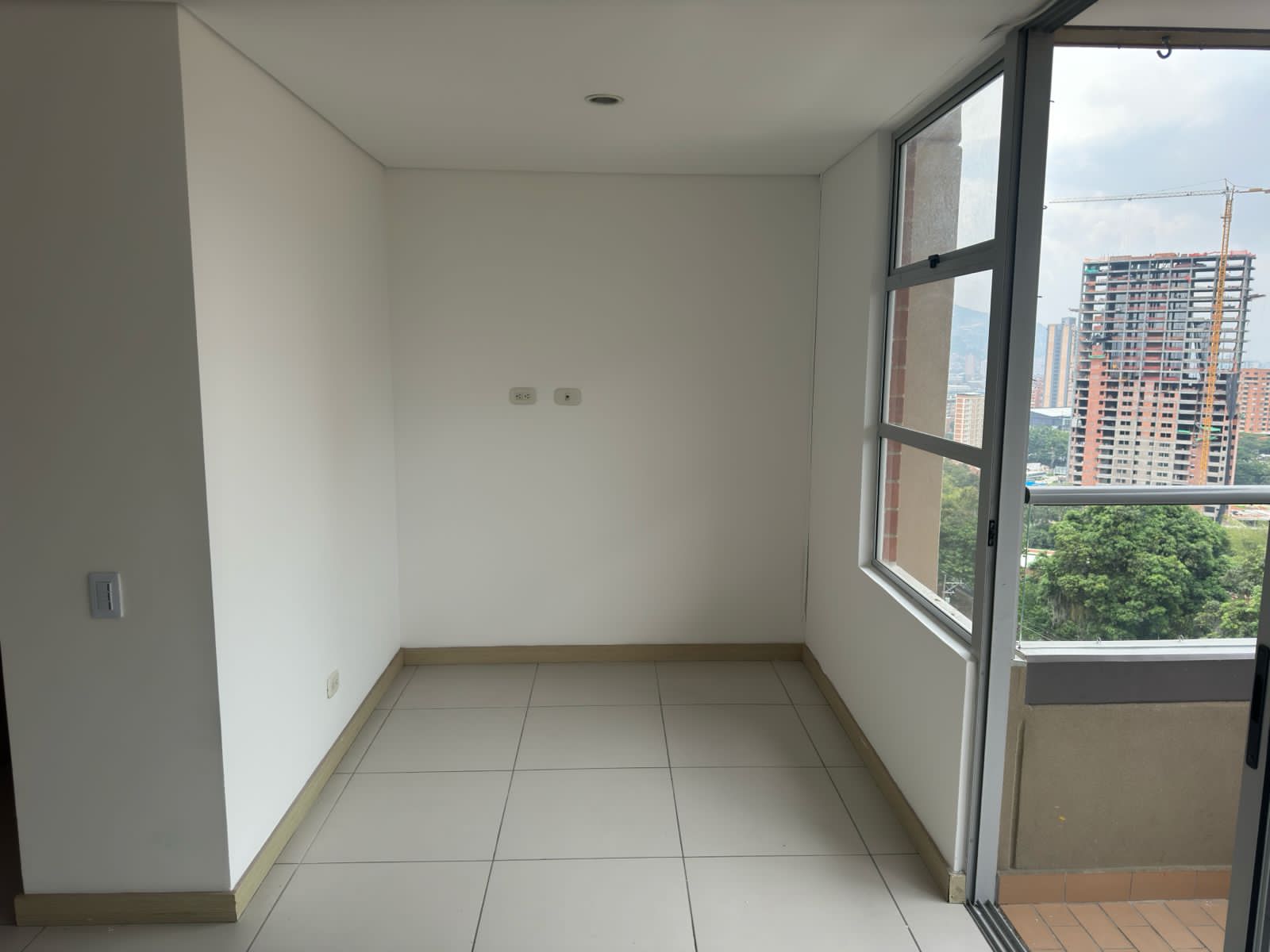 APARTAMENTO  PARA VENTA EN SABANETA ANTIOQUIA, (RENTANDO)