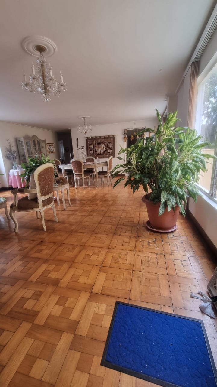 APARTAMENTO EN VENTA LAURELES, MEDELLIN