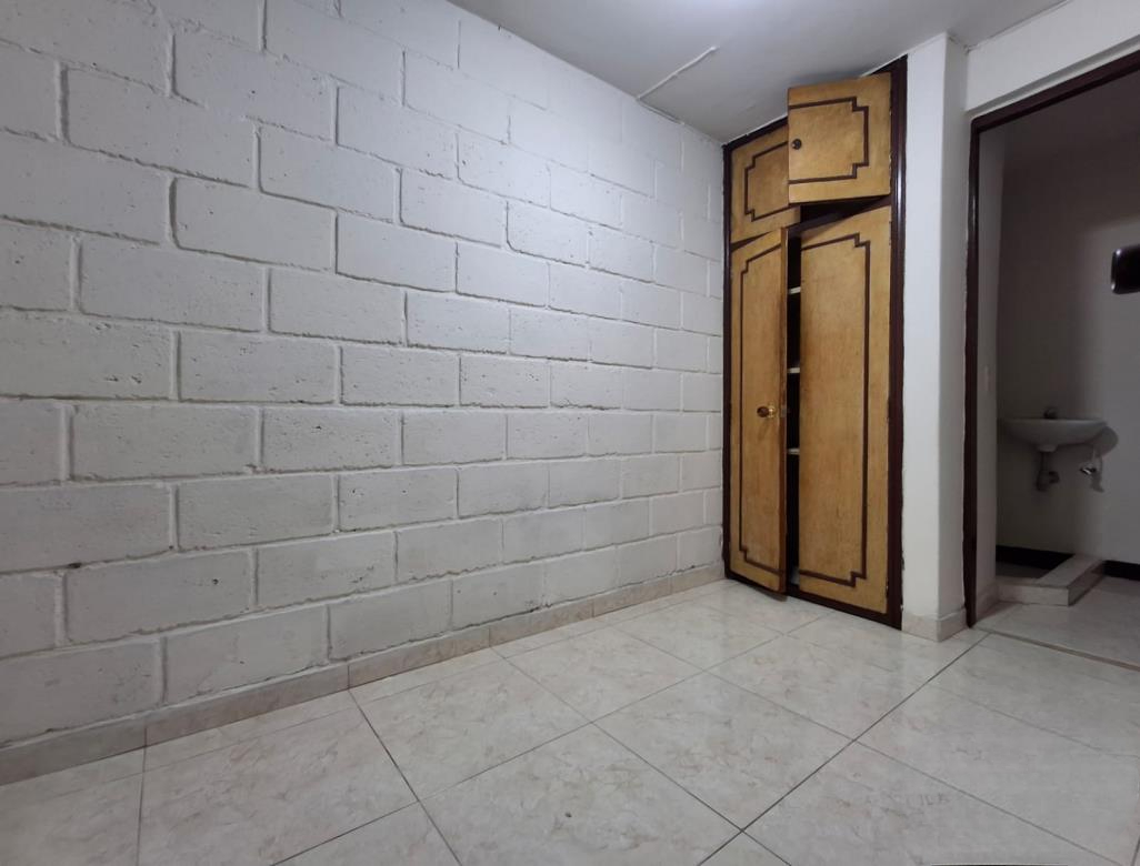 CASA PARA VENTA EN SANTA MONICA LAURELES, MEDELLIN